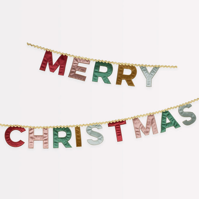 Velvet Merry Christmas Garland