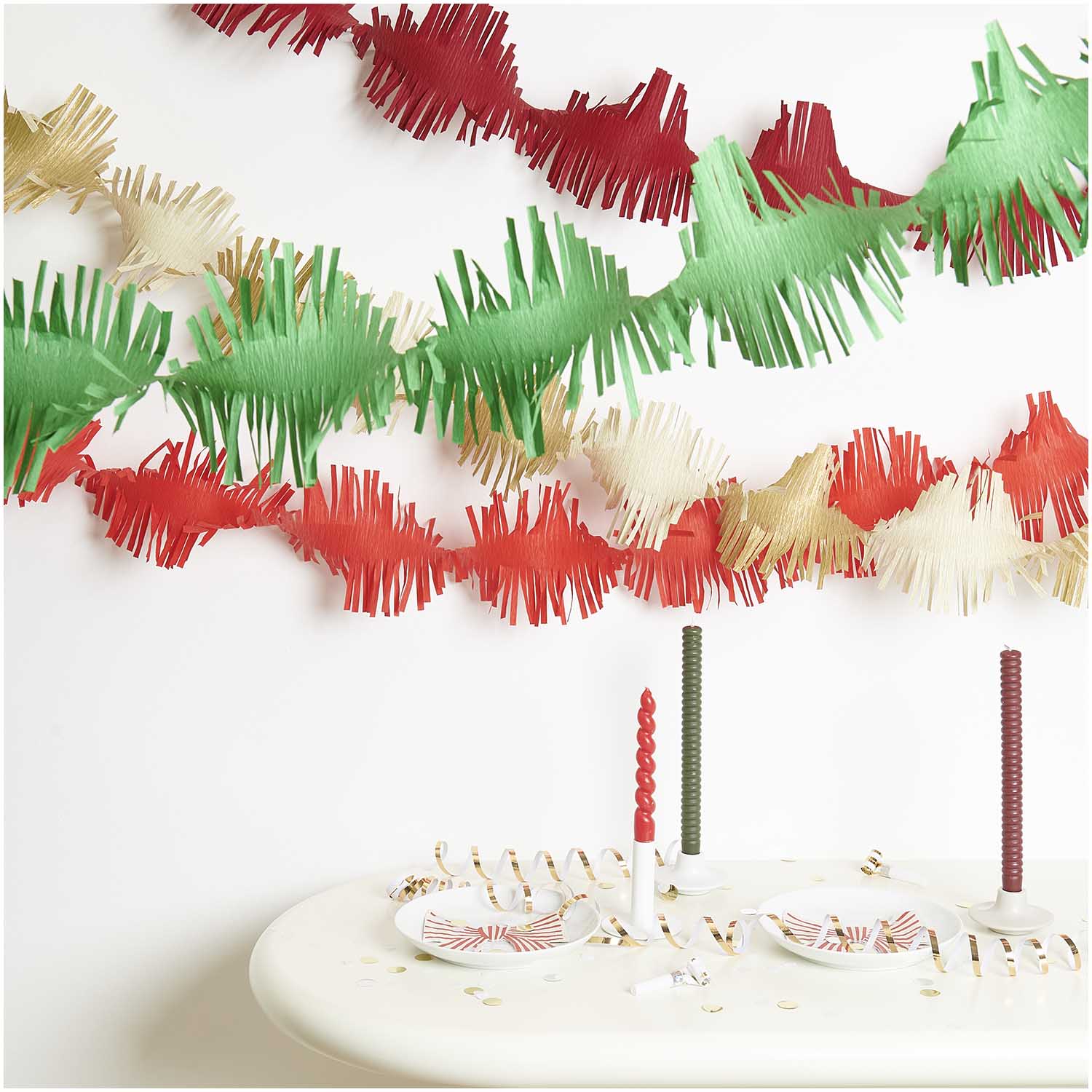 Christmas Mix Crepe Streamers