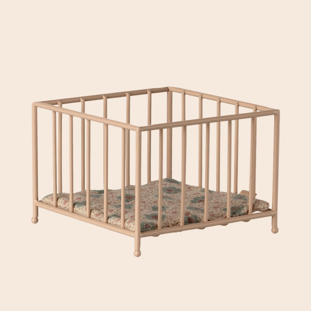 Maileg Rose Playpen