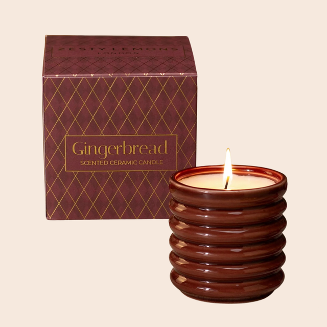 Under the Tree: Burgundy Gingerbread Candle