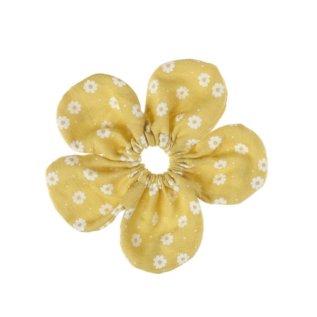 Darling Daisy Scrunchie