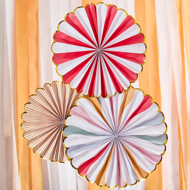 Circus Fan Decorations