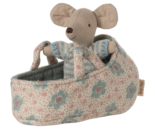 Baby Mouse In Carry Cot: Blue