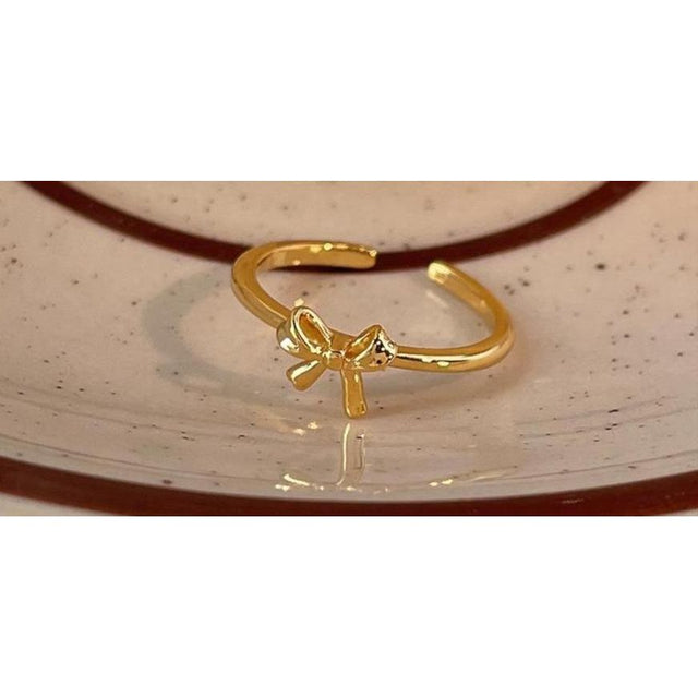 Little Gold Bow Ring