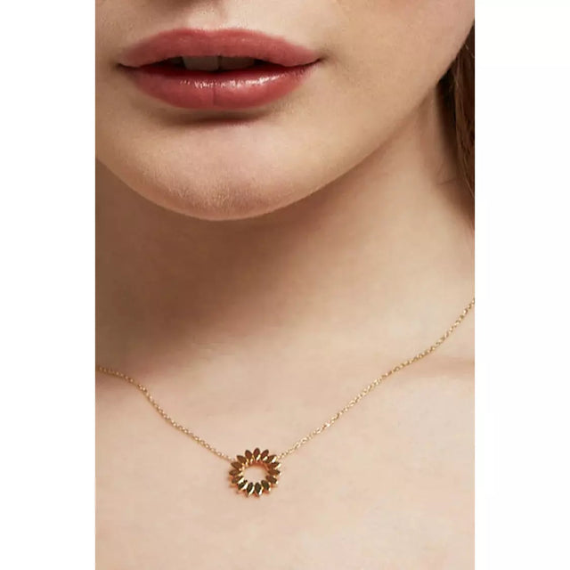 Modern Floral Necklace Gold Plated