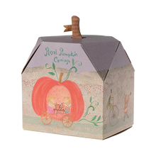 Load image into Gallery viewer, Pumpkin Carriage