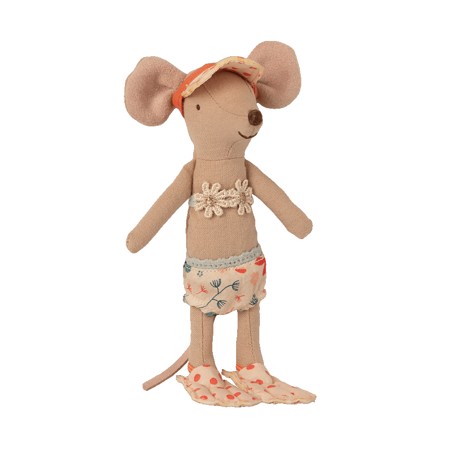 Big Sister Mouse In Beach Cabin