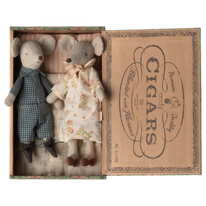 Grandma & Grandpa Mice In Cigar Box