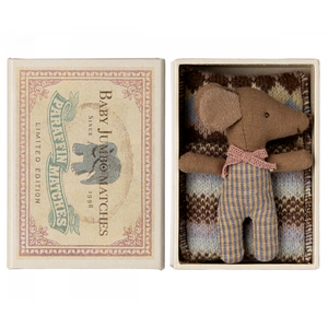 Sleepy wakey baby mouse in matchbox: New Rose