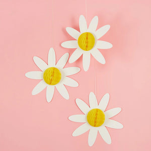 Daisy Honeycomb Decorations