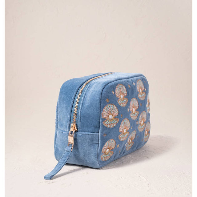 Pearl Shell Velvet Makeup Bag