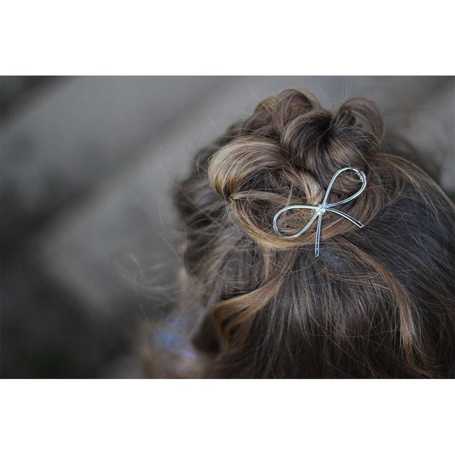 Silver Bow Children's Hair Clip