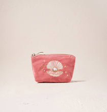 Load image into Gallery viewer, Pearl Shell Velvet Coin Purse