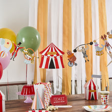 Load image into Gallery viewer, Circus Performers Garland