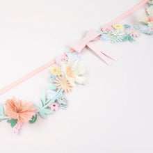 Load image into Gallery viewer, Flower &amp; Bow Garland