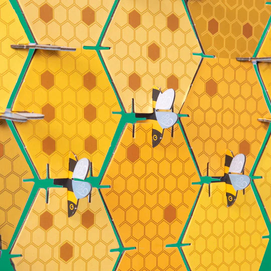 Build a Beehive Dominoes Game