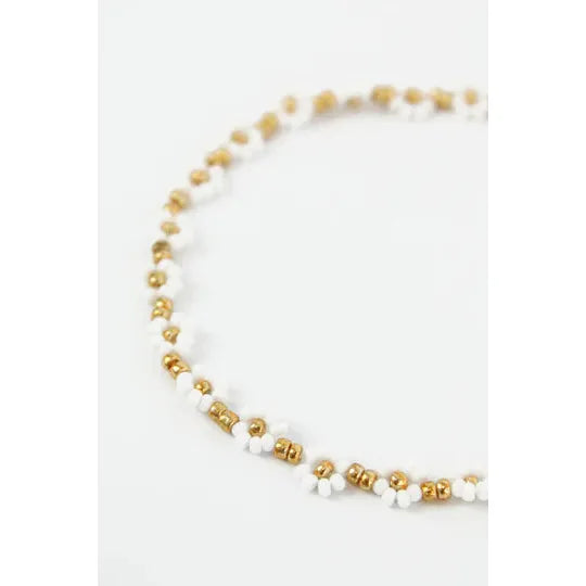 White Daisy Bracelet