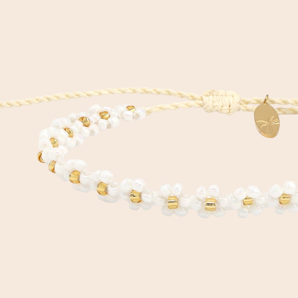 White Beaded Daisy Bracelet