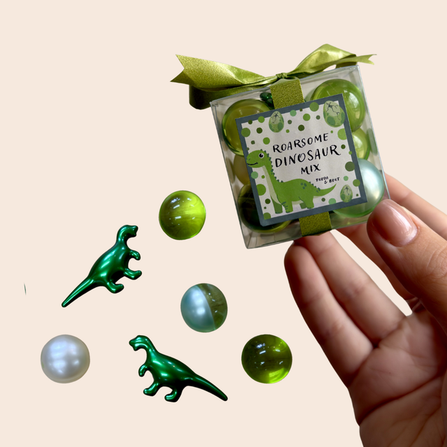 Roarsome Dinosaur Mix: Box of 16
