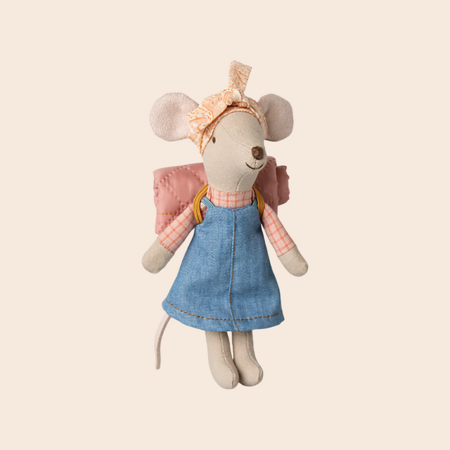 Big Sister Hiker Mouse
