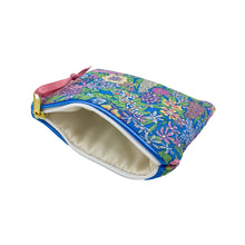 Load image into Gallery viewer, Small Ciara Blossom Purse