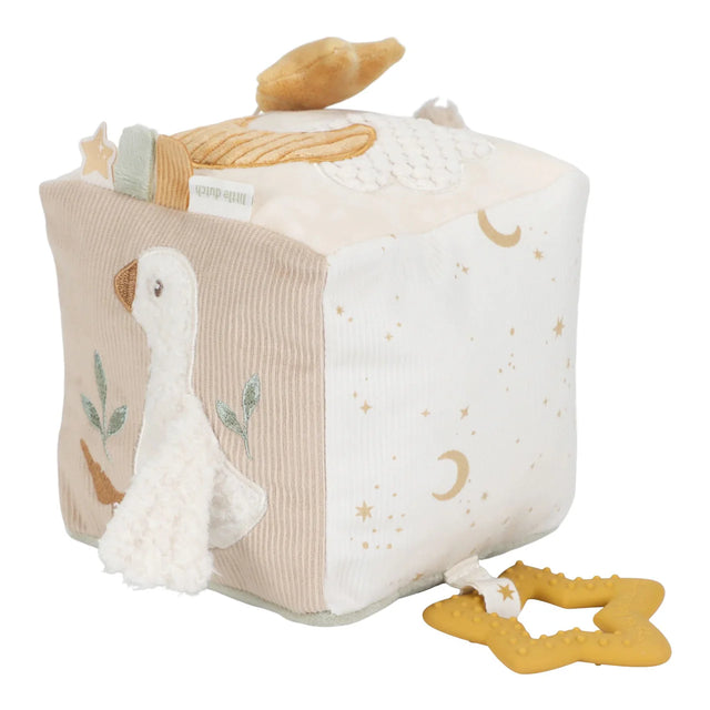 Naturals Soft Activity Cube