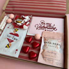 Load image into Gallery viewer, Be My Valentine Postal Box