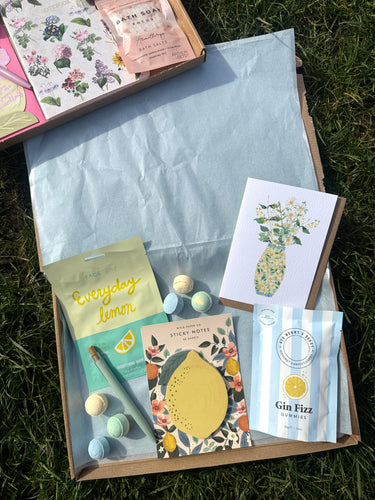 Simply the Zest Postal Box