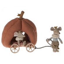 Load image into Gallery viewer, Pumpkin Carriage
