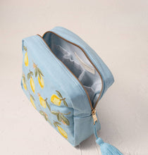 Load image into Gallery viewer, Lemon Blossom Wash Bag