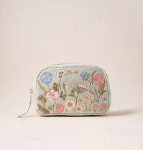 Load image into Gallery viewer, Pressed Flowers Velvet Makeup Bag