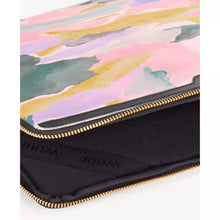 Load image into Gallery viewer, Bardenas 13&quot; Laptop Case