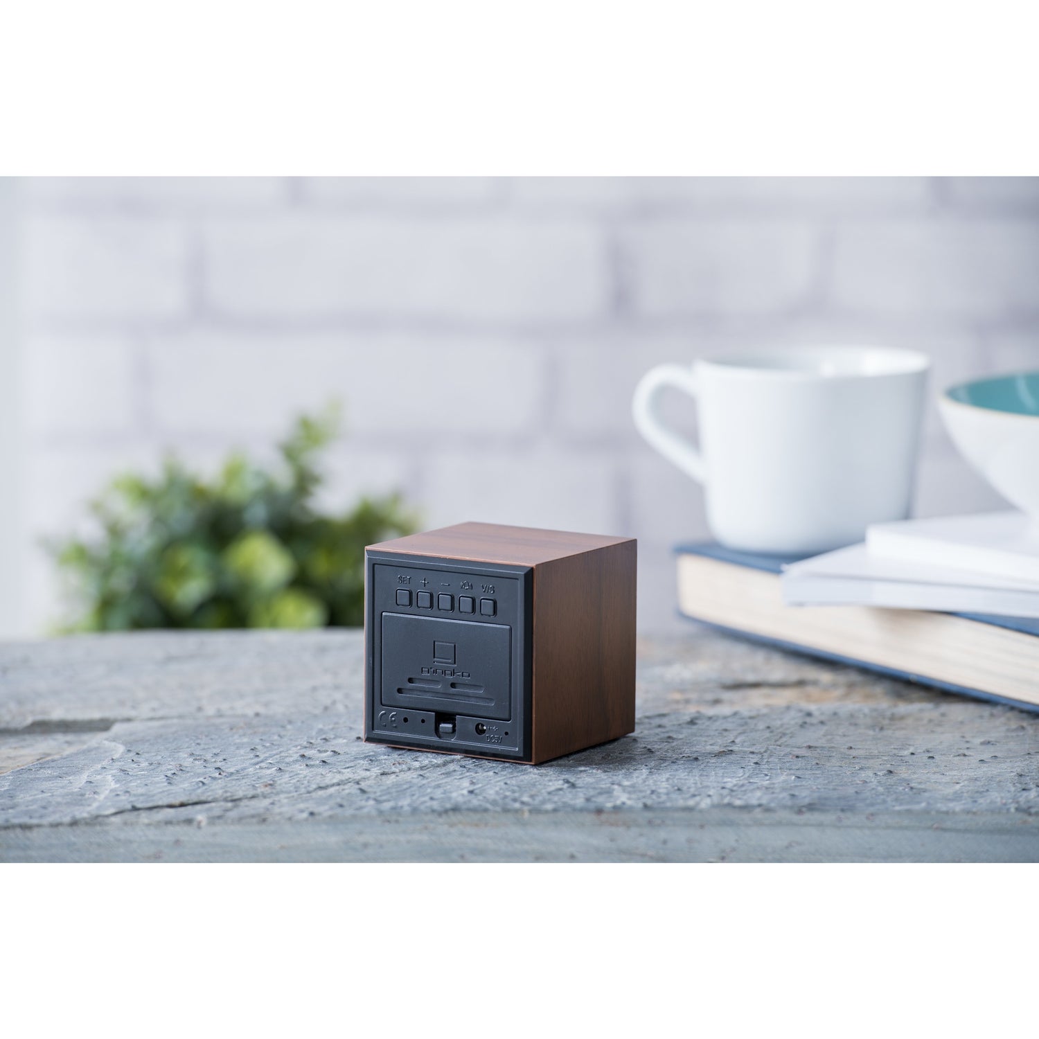 Walnut Cube Click Clock