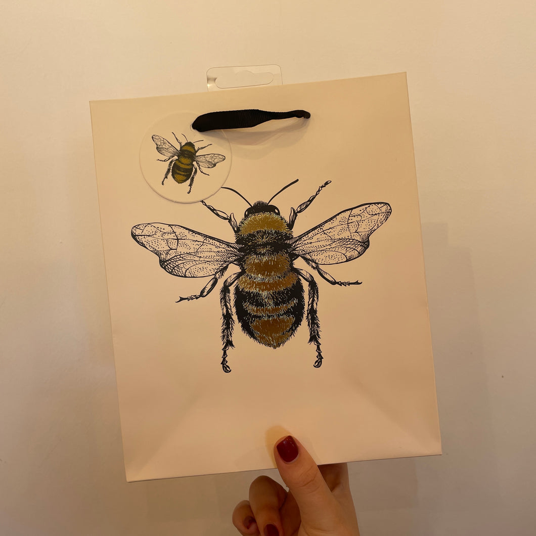 Bee Gift Bag - Cream