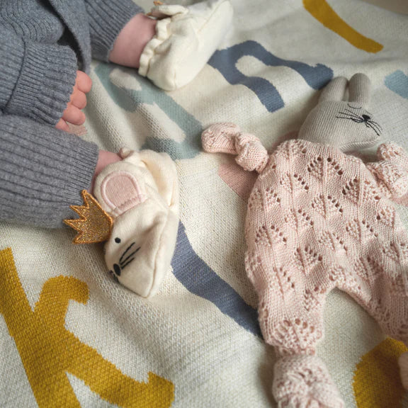 Rabbit Textured Comforter