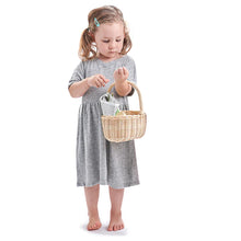 Load image into Gallery viewer, Wicker Shopping Basket