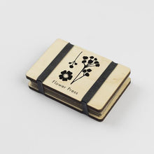 Load image into Gallery viewer, Small Flower Press - Bold Floral