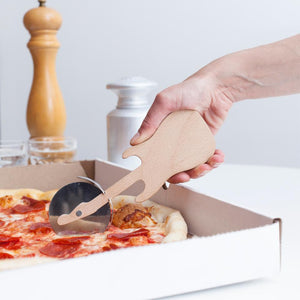 Rockin Guitar Pizza Cutter