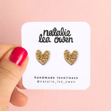 Load image into Gallery viewer, Heart Earrings Glitter Gold